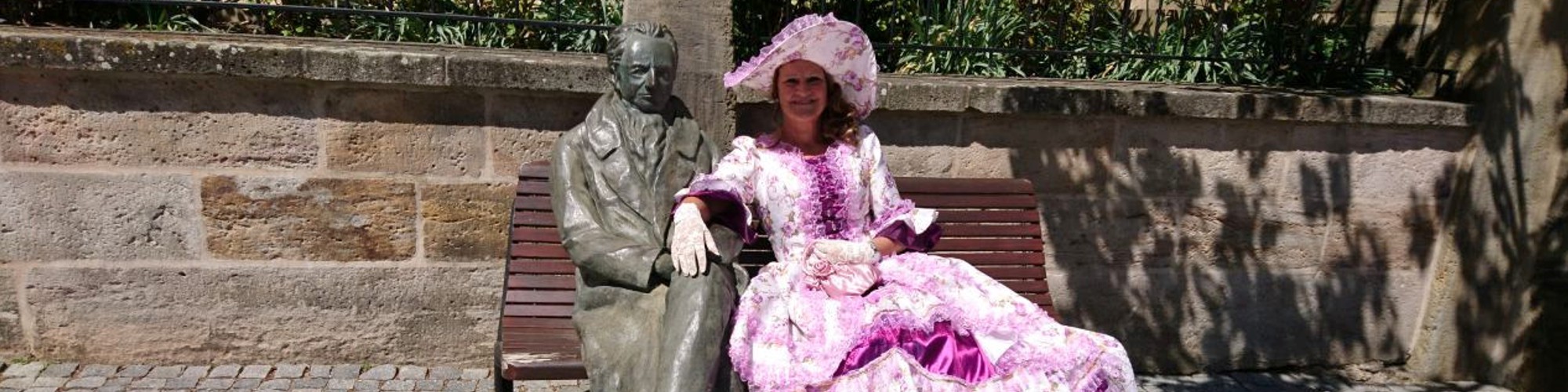 Andrea Kubowicz - Corona Schr&ouml;ter Stadtf&uuml;hrungen und Kost&uuml;mvortr&auml;ge